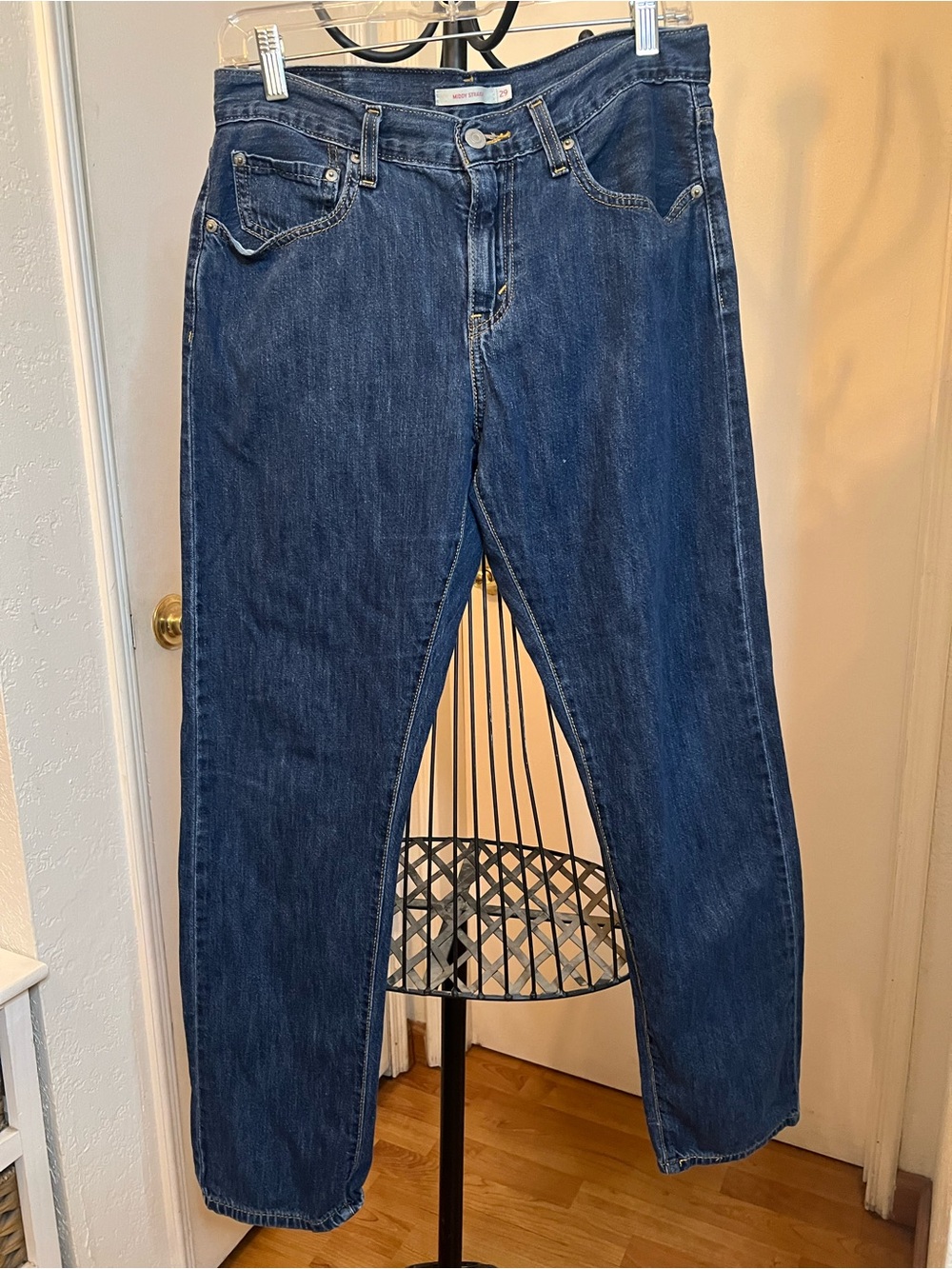 Levi's women’s Middy Straight Jeans - Classic Indigo
